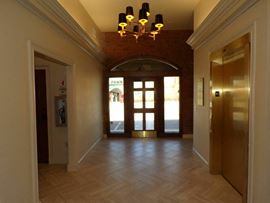 902 S Fla Ave #101