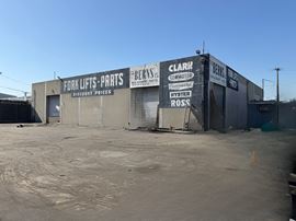 1250 W 17th St