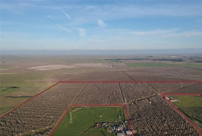 161 +/- ACRES Agricultural Land