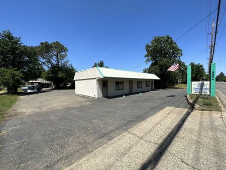 Photo of commercial space at 6854 Airport Rd in Redding