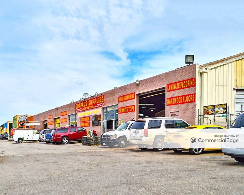 1085010858 Harry Hines Blvd 10850 Harry Hines Blvd Industrial Building