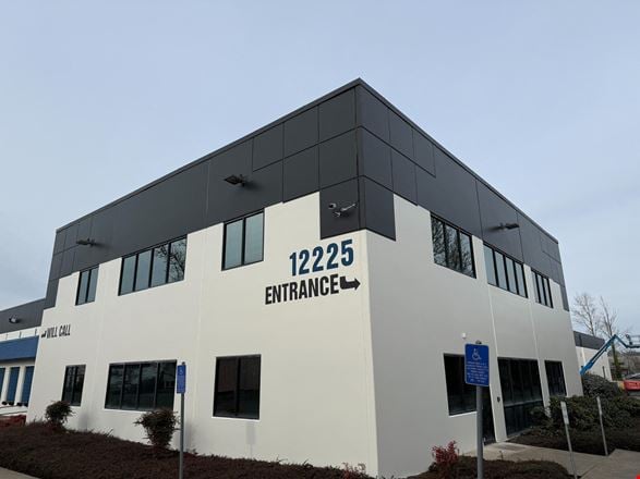Hedges Creek Business Center
