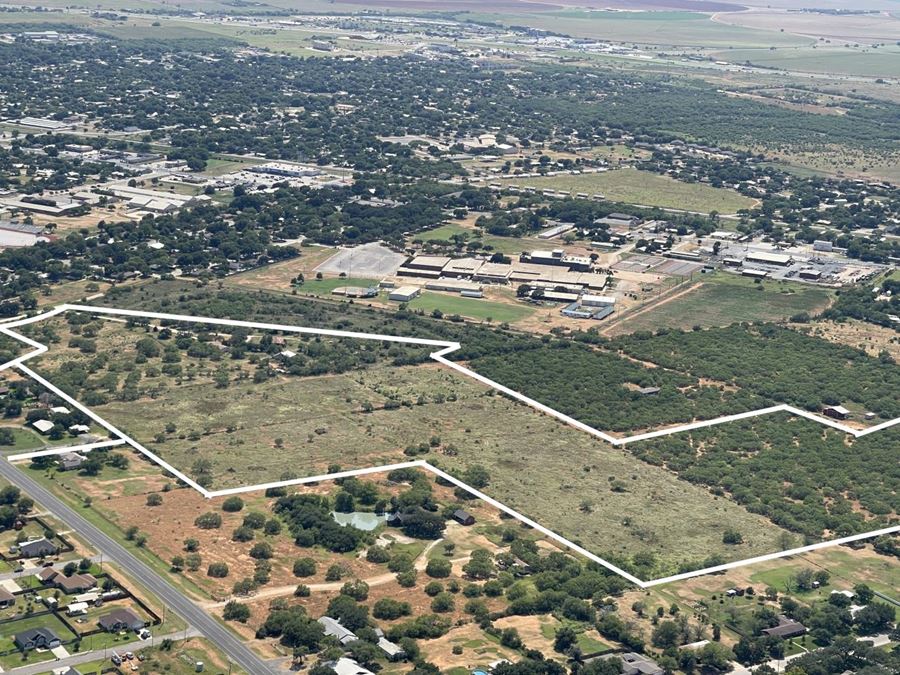 59.2 Acres near Pearsall ISD - Land Development Opportunity: 