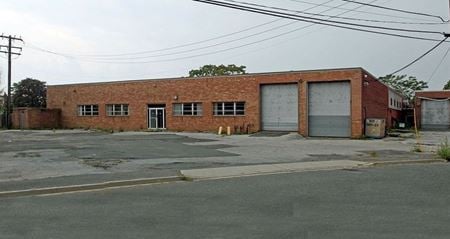 Photo of commercial space at 55 Inip Dr in Inwood