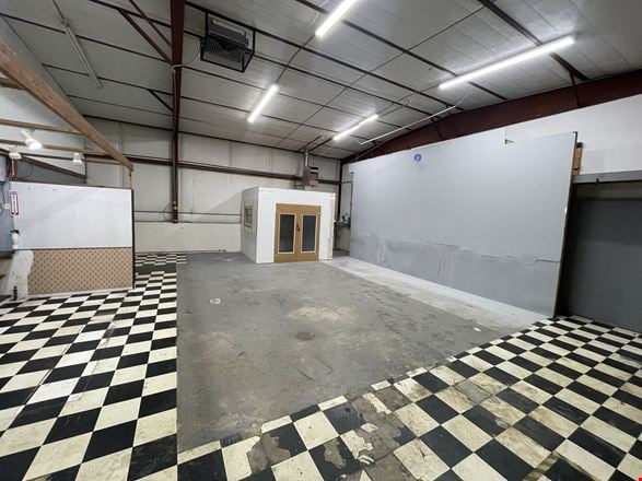 3310-3320 S Knox Ct