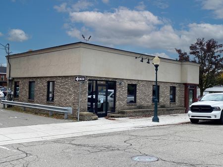 Photo of commercial space at 117-119 W 4th St in Rochester