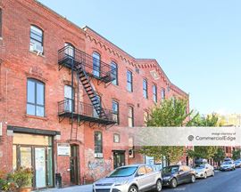 74 Kent Street