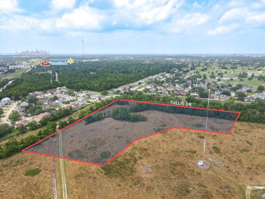 Prime ±10.1 Acre Lot ideal for Residential Development