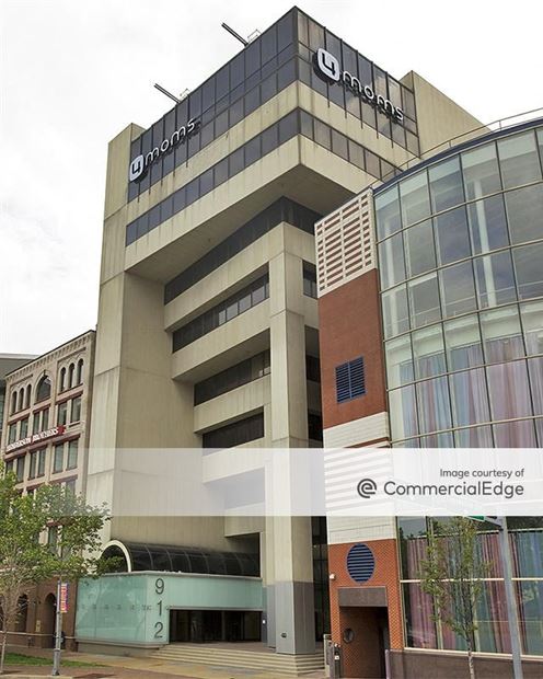 912 Fort Duquesne Blvd