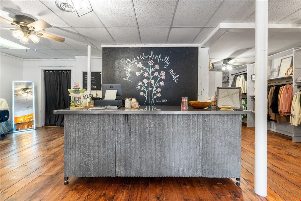 339 N Main St