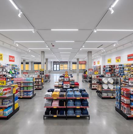 700 - 9,094 SF | 40 Bruckner Boulevard | Bruckner House Retail Spaces for Lease