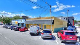 Downtown Kissimmee Commercial Opportunity with Parking