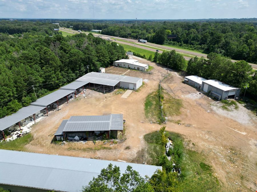 Industrial Facility on ±4.91 Acres - Interstate Frontage