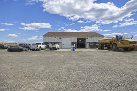2213 Henderson Loop
