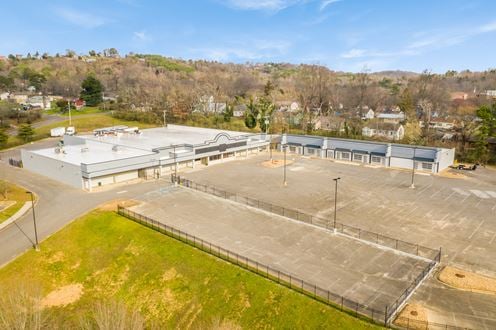 Industrial Flex Space Available | Foxwood Plaza