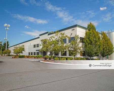 Fife Commerce Center - 2205 70th Avenue East - Tacoma
