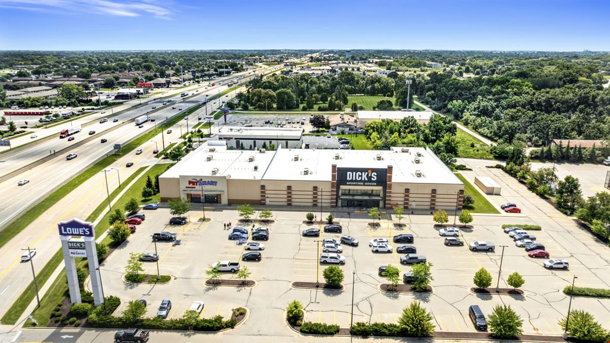 Dick's Sporting Goods & PetSmart