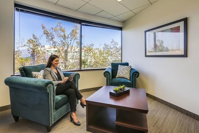 Barrister Executive Suites - Central Park at Toluca Lake