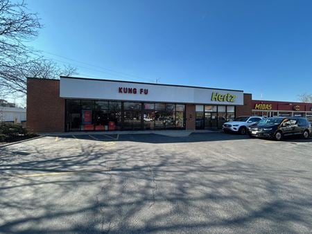 Retail space for Rent at 36 Skokie Hwy in Highland Park