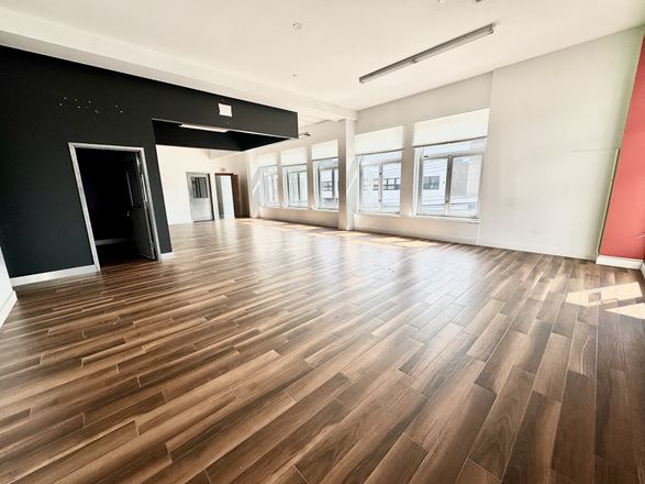 Office space for lease in Astoria including parking