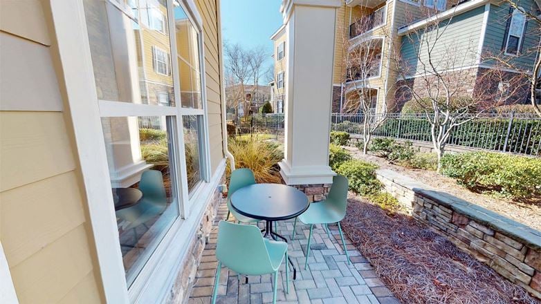 Apt CoWork - at Cottonwood Reserve