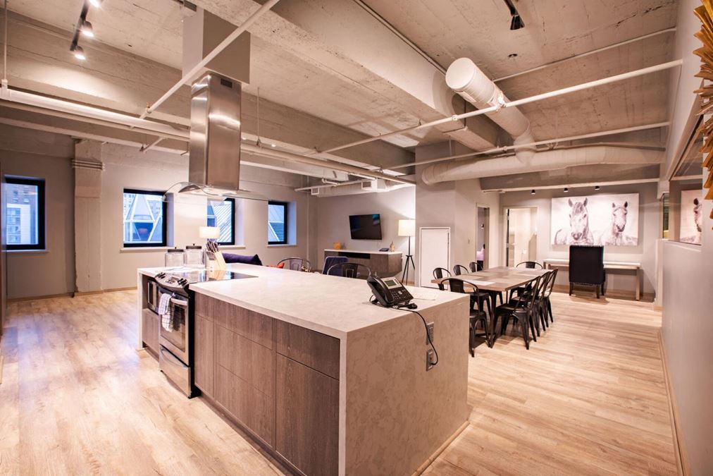 100 Forbes Ave