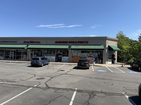Marlborough, MA - Boston Post Road West Retail Center