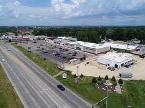 Space Available at Freeport Shopping Center