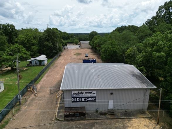 6.8 Acres Former Mobile Mini Facility - IOS / Distribution - Jackson, MS
