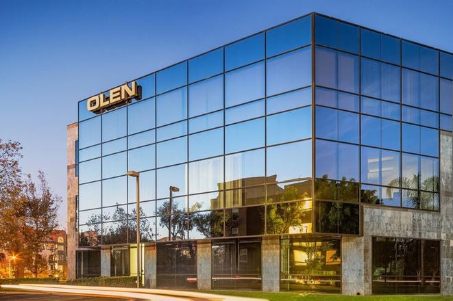Olen Corporate Plaza