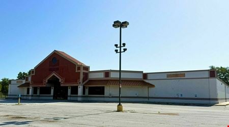 Retail space for Rent at 1901 E Division St in Springfield