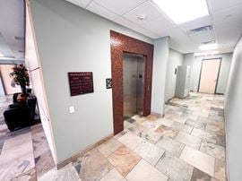 1509 W Wall St