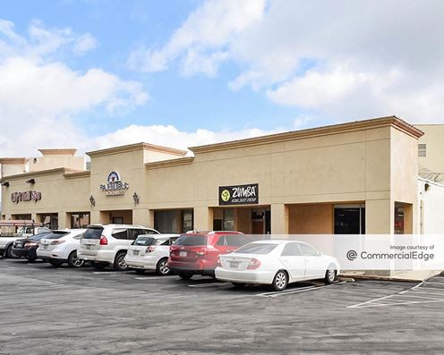 Midway Plaza Shopping Center