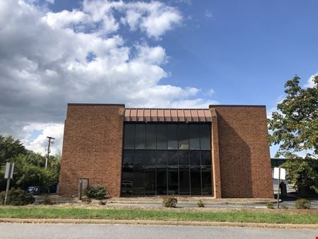 Photo of commercial space at 2704 Enterprise Parkway in Richmond