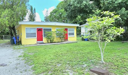 Photo of commercial space at 2014 10th St W in Bradenton