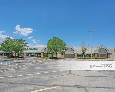 Quebec Village Shopping Center