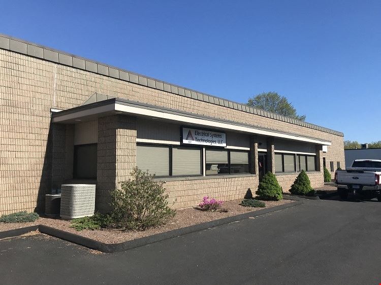 4,200 SF Industrial Space