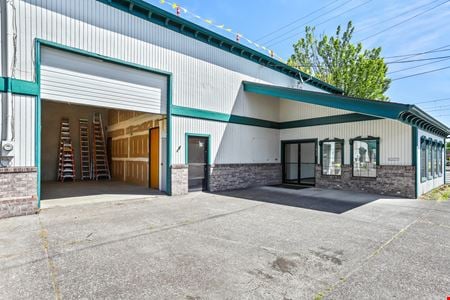 Photo of commercial space at 1625 SE Lafayette Street in Portland