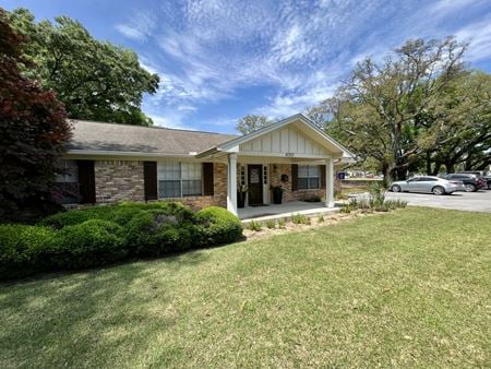 Photo of commercial space at 4707 North Davis Highway in Pensacola