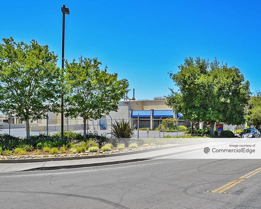 1122 Industrial Way, Lodi, CA Industrial Building