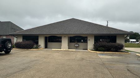 Office space for Rent at 155 Del Orleans Ave in Denham Springs