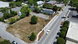1240 Yeamans Hall Rd