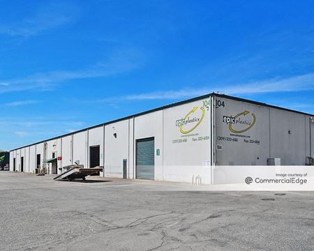 Photo of commercial space at 104 East Turner Road in Lodi