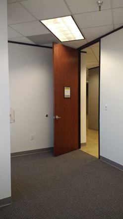 Workstyle Flexible Spaces - 6671 Southwest Freeway