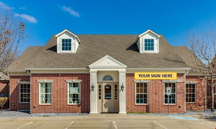 109 River Oaks 