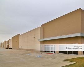 DFW Global Logistics Centre - 1200 Mustang Drive
