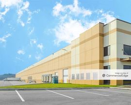 Findlay Industrial Park - Findlay Commerce Center