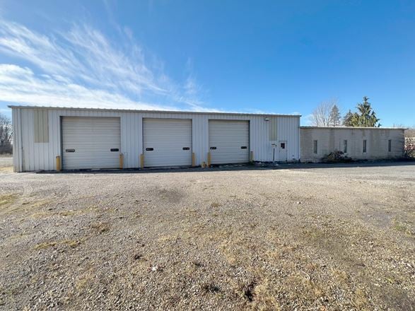 7171 W. Ridge Road