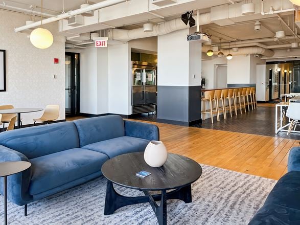 Spaces - Chicago - 332 S Michigan Avenue