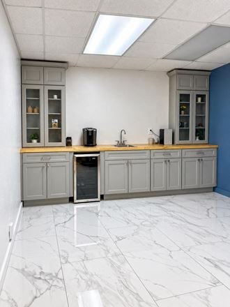 6501 Boucher Dr - N. Edmond - Waterloo Industrial